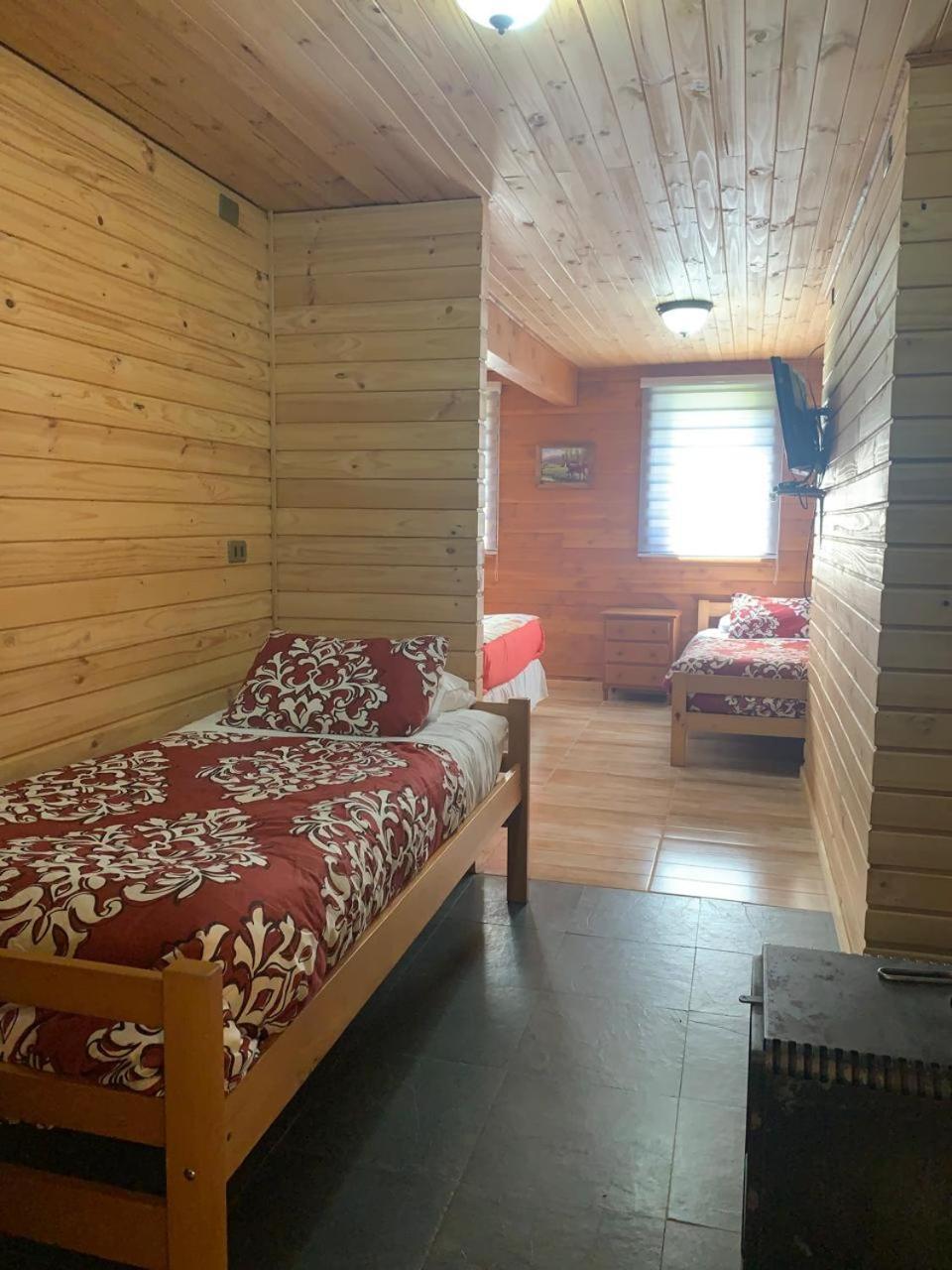 Hostal Tour Pucon Bagian luar foto