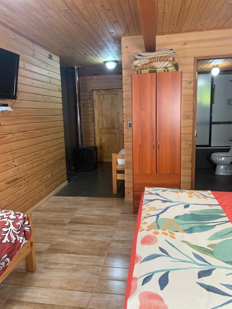 Hostal Tour Pucon Bagian luar foto